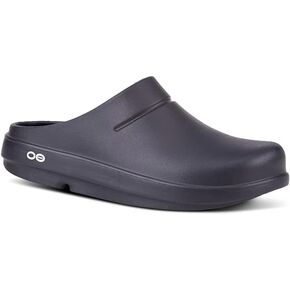 OOFOS Unisex OOcloog, Classic Black - Men’s Size 6, Women’s Size 8 - Lightweight Recovery Footwear - Reduces Stress on Feet, Joints & Back - Machine Washable in Saudi Arabia