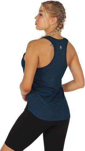 قمصان بدون أكمام للسيدات من icyzone بتصميم Racerback - قمصان رياضية لليوجا، قمصان رياضية للجري (عبوة من 3 قطع) in Kuwait