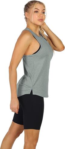 قمصان بدون أكمام للسيدات من icyzone بتصميم Racerback - قمصان رياضية لليوجا، قمصان رياضية للجري (عبوة من 3 قطع) in Kuwait