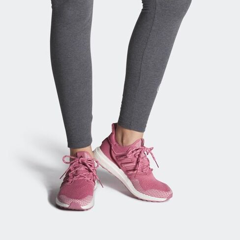 حذاء أديداس Ultraboost 1.0 للنساء in Kuwait