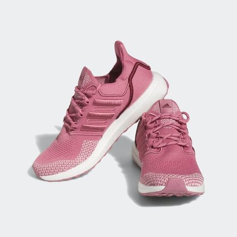 حذاء أديداس Ultraboost 1.0 للنساء in Kuwait