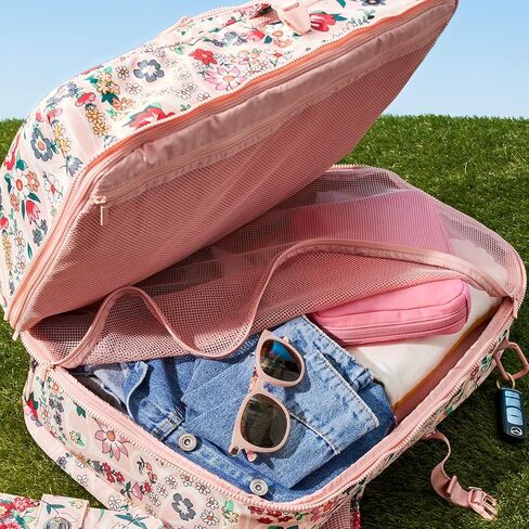 حقيبة ظهر مسطحة قابلة لإعادة التدوير للنساء من Vera Bradley، حقيبة ظهر مسطحة للسفر، أوراق الشجر الوردية، مقاس واحد in Kuwait