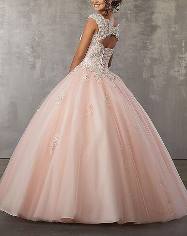 فساتين QXMYOO لحفلات Quinceanera الجميلة 16 فستان الأميرة للحفلات الراقصة للمراهقين in Kuwait