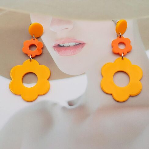 Acrylic Flower Earrings for Women,Double Daisy Drop Earrings,Resin Flowers Floral Earrings for Girl Teens Y2k Yellow White Flowers 60/70s Earrings in Saudi Arabia