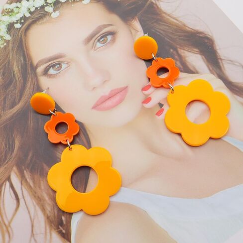 Acrylic Flower Earrings for Women,Double Daisy Drop Earrings,Resin Flowers Floral Earrings for Girl Teens Y2k Yellow White Flowers 60/70s Earrings in Saudi Arabia