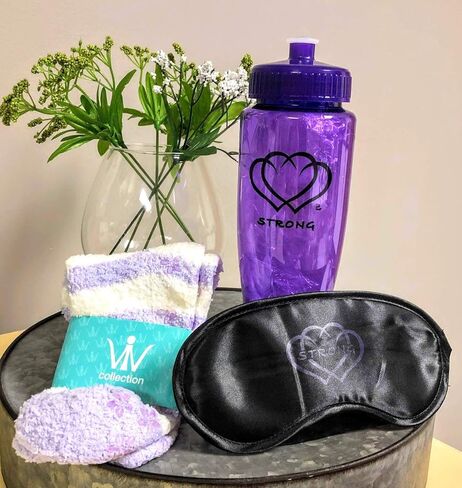 حزمة الرعاية الكيماوية لمرضى السرطان احصل على هدية جيدة للنساء: حقيبة حمل قماشية كبيرة ملهمة تحمل 8 قطع يجب أن تشعر براحة أفضل، هدايا التعافي الموصى بها منتقاة يدويًا من قبل أحد الناجين من السرطان in Kuwait