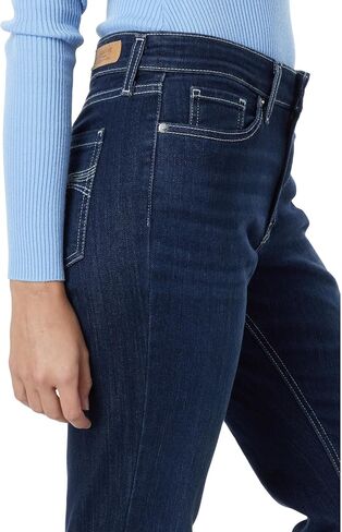 Signature by Levi Strauss & Co. بنطلون جينز نسائي من Gold Label (قياسي وبلاس) in Kuwait