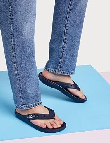 Crocs Classic Flip-Flop Navy Men's 7, Women's 9 Medium in Kuwait