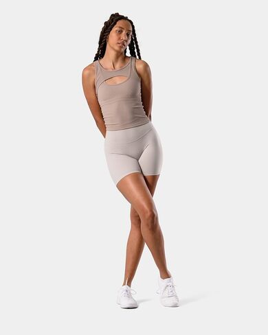 Kamo Fitness Featherlite Enhance 6" Women's Biker Shorts, Hidden Scrunch, No Front Seam, Soft, Lightweight, Butt-Lifting Yoga in Kuwait
