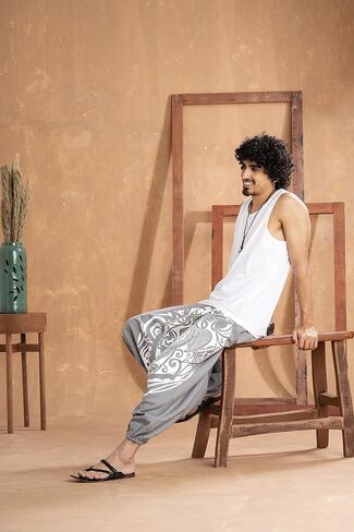 سراويل بوهو يوجا فضفاضة فاخرة للرجال من Veshti Company in Kuwait