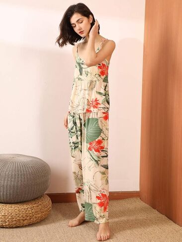 WDIRARA Women's 3 pcs Sleepwear Leaf Print Cami and Pants Pajama Set with Robe in Kuwait