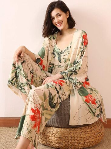 WDIRARA Women's 3 pcs Sleepwear Leaf Print Cami and Pants Pajama Set with Robe in Kuwait