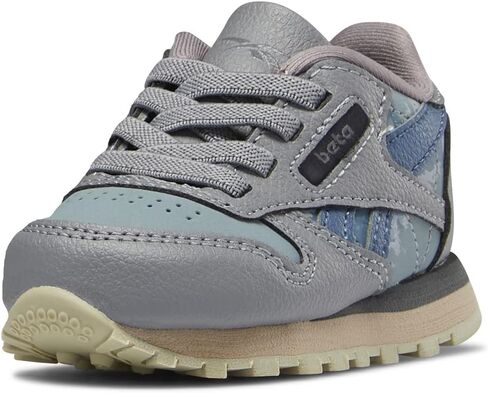 Reebok Unisex-Child Classic Leather Sneaker in Saudi Arabia
