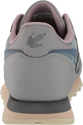 Reebok Unisex-Child Classic Leather Sneaker in Saudi Arabia