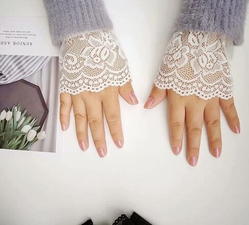 CENAST Women's Short Lace Gloves Fingerless for Driving Wedding Wrist Length Bridal Prom Gloves in Saudi Arabia