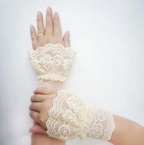 CENAST Women's Short Lace Gloves Fingerless for Driving Wedding Wrist Length Bridal Prom Gloves in Saudi Arabia
