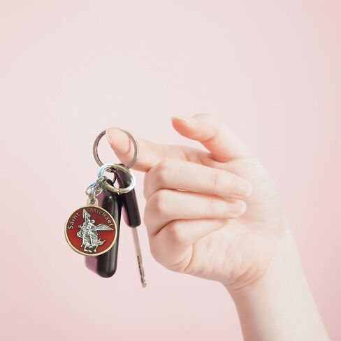 إكسسوار حلقة مفاتيح بنمط سانت مايكل آركشال مع الصلاة على الظهر، سلسلة مفاتيح دينية كاثوليكية للرجال والنساء، 3.5 بوصة in Kuwait