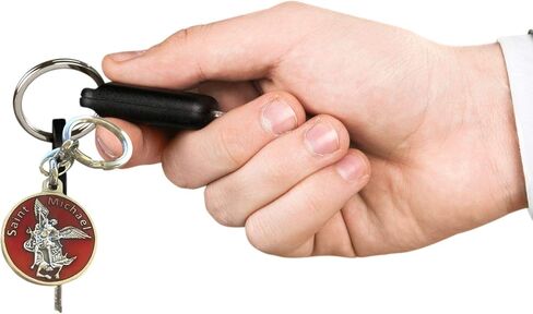 إكسسوار حلقة مفاتيح بنمط سانت مايكل آركشال مع الصلاة على الظهر، سلسلة مفاتيح دينية كاثوليكية للرجال والنساء، 3.5 بوصة in Kuwait