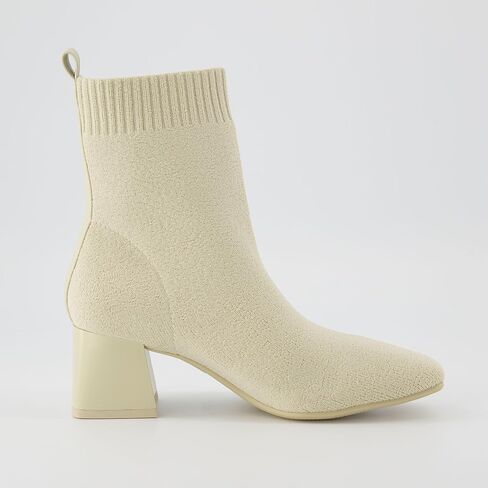 CUSHIONAIRE Women's Milo Stretch boot +Memory Foam, Wide Widths Available in Kuwait