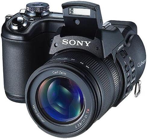 Sony DSC-F828 8MP Digital Camera with 7x Optical Zoom in Saudi Arabia