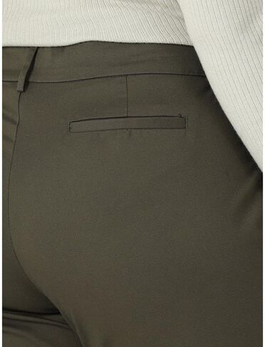 Lee Women's Plus Size Wrinkle Free Relaxed Fit Straight Leg Pant in Saudi Arabia