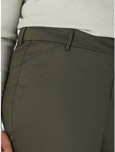 Lee Women's Plus Size Wrinkle Free Relaxed Fit Straight Leg Pant in Saudi Arabia