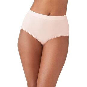 Wacoal Women's B-Smooth Brief Panty in Saudi Arabia