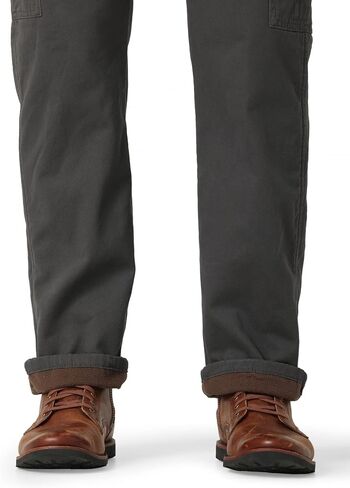 سراويل Wrangler Authentics الرجالية الكلاسيكية الطويلة والكبيرة من نسيج مضلع مريح للجيب in Kuwait