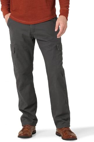 سراويل Wrangler Authentics الرجالية الكلاسيكية الطويلة والكبيرة من نسيج مضلع مريح للجيب in Kuwait
