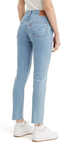 بنطال جينز Levi's 501 الضيق للسيدات in Kuwait