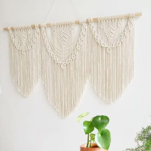 Guzhiou تعليق حائط كبير من Macrame - فن ديكور جداري من نسيج Boho - نسيج بوهيمي منسوج يدويًا أنيق لتزيين المنزل لغرفة النوم وغرفة المعيشة وحفلات الزفاف - 43 بوصة × 32 بوصة (حبة خشبية) in Kuwait