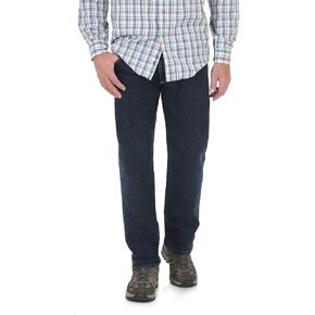 بنطلون جينز Wrangler للرجال من سلسلة الأداء القوي in Kuwait