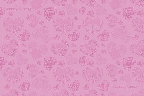 بطانات الأدراج المعطرة من هاسيت جرين لندن - عطر القلوب والورود - عبوة واحدة مكونة من 6 ورقات مقاس 23.6 × 15.75 بوصة in Kuwait