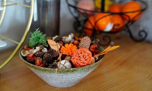 AlaTyche Fall Potpourri Bowl Filler, Pumpkin Scented Potpourri Dried Flowers, Autumn Orange Potpourri Decorative,Farmhouse Table Wedding Party Home Decor,20 oz in Kuwait