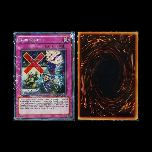 100 قطعة من أكمام البطاقات الوامضة بالليزر، أغلفة قلوب لامعة Kpop Photocard (58 × 89 مم، قلوب) in Kuwait