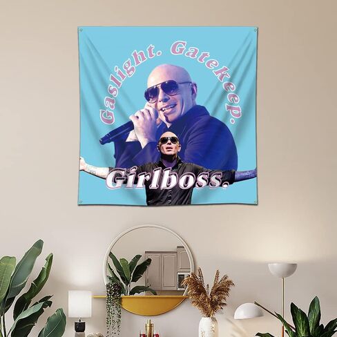 بساط حائط بتصميم علم بيتبول من اربينجر MR 305، بساط حائط معلق على الحائط مقاس 4×4 قدم لغرفة النوم والسكن الجامعي in Kuwait