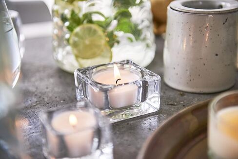 شموع Lerner Clear Tea Lights كبيرة - 4.5 ساعة كوب شفاف Tealight 50 عبوة - حرق نظيف متسق بدون رائحة - شموع العطلات، الزفاف، المنتجعات الصحية، الطوارئ وديكور المنزل in Saudi Arabia