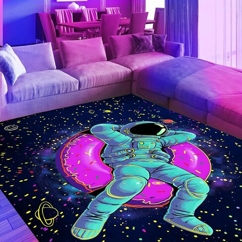 سجادة منطقة رواد الفضاء نيون EISKBC، سجادة كبيرة للأطفال متفاعلة مع ضوء أسود بالأشعة فوق البنفسجية، سجادة أرضية مضيئة فلورسنت غير قابلة للانزلاق، تتوهج في الظلام، غرفة اللعب، غرفة النوم، ديكور المنزل، 59 × 51 بوصة in Kuwait