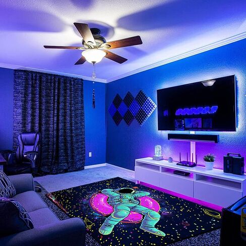 سجادة منطقة رواد الفضاء نيون EISKBC، سجادة كبيرة للأطفال متفاعلة مع ضوء أسود بالأشعة فوق البنفسجية، سجادة أرضية مضيئة فلورسنت غير قابلة للانزلاق، تتوهج في الظلام، غرفة اللعب، غرفة النوم، ديكور المنزل، 59 × 51 بوصة in Kuwait