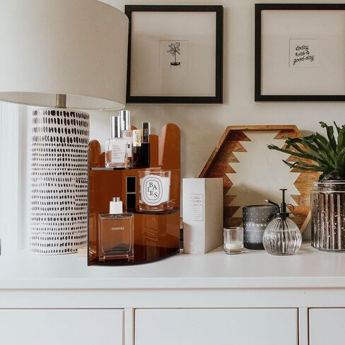 حامل عرض شفاف من 3 طبقات، حامل أكريليك للعرض، نماذج إبداعية لمنظمات الأكريليك للعطور، حامل عرض سطح المكتب للتنظيم والديكور (11.8 بوصة × 8.2 بوصة بني شفاف) in Kuwait