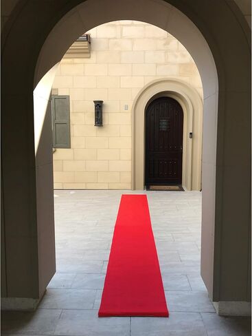 Red Carpet Floor Runner Hollywood Party Decoration Fabric 100 GSM (Black, 2x15 Feet) in Kuwait