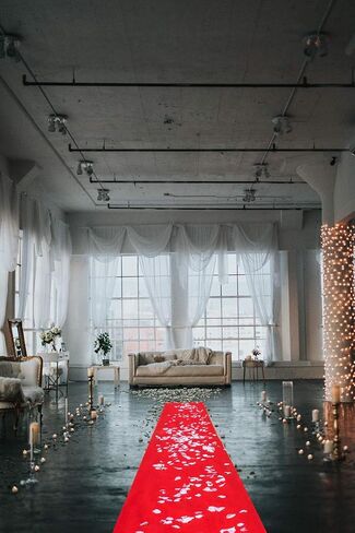 Red Carpet Floor Runner Hollywood Party Decoration Fabric 100 GSM (Black, 2x15 Feet) in Kuwait