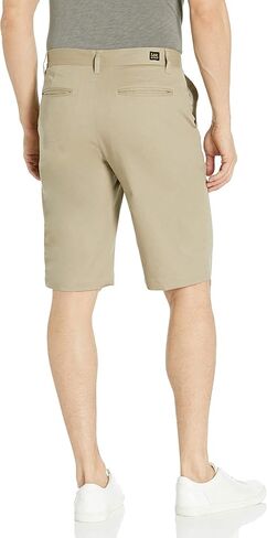Lee Uniforms Men's Classic Stretch Short in Saudi Arabia