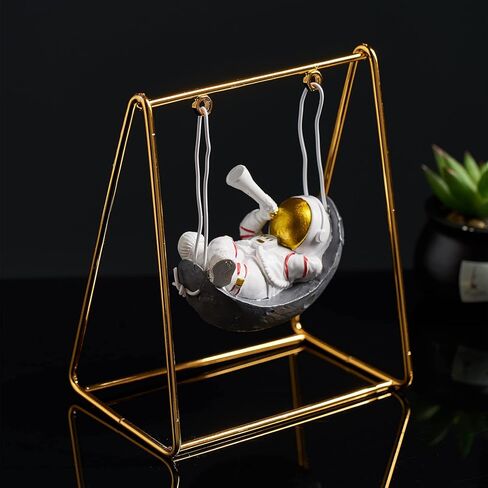 تمثال صغير لرائد الفضاء AWNR، منحوتة كتاب قراءة رائد الفضاء لسطح المكتب وغرفة المعيشة وديكور سطح الطاولة، زخرفة طاولة كوكب رائد الفضاء من الراتنج لغرفة النوم ورف حامل التلفزيون in Kuwait