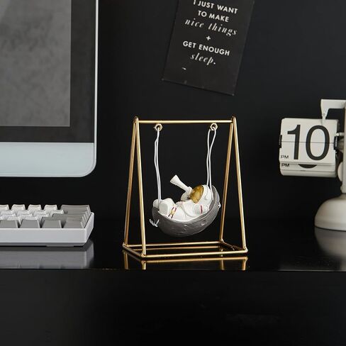 تمثال صغير لرائد الفضاء AWNR، منحوتة كتاب قراءة رائد الفضاء لسطح المكتب وغرفة المعيشة وديكور سطح الطاولة، زخرفة طاولة كوكب رائد الفضاء من الراتنج لغرفة النوم ورف حامل التلفزيون in Kuwait