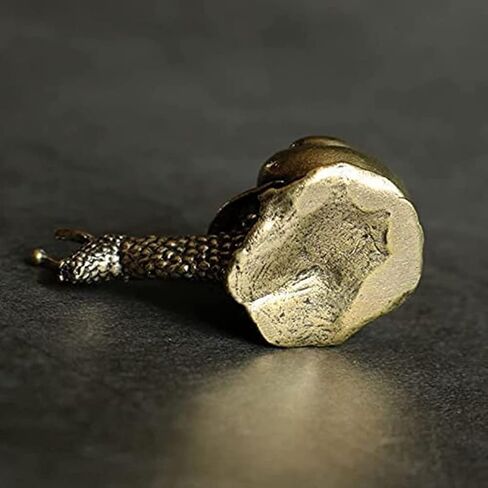 Personality Pure Copper Mini Snail Statue Ornaments Retro Desk Antique Brass Tea Pet Home Decorations for Living Room (A) in Kuwait