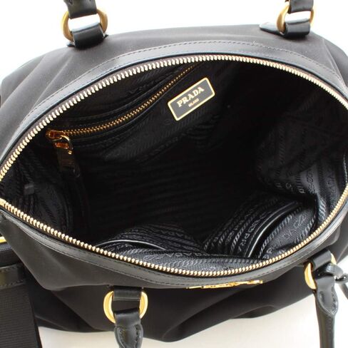 حقيبة يد نسائية من Prada Two Way Black Tessuto مصنوعة من جلد العجل 1BC060، أسود، مقاس كبير, أسود, L in Kuwait