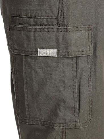 بنطال Wrangler الرجالي ذو الخمس نجوم الفاخر ذو المقاس المريح (الزيتوني Drab Ripstop) in Kuwait