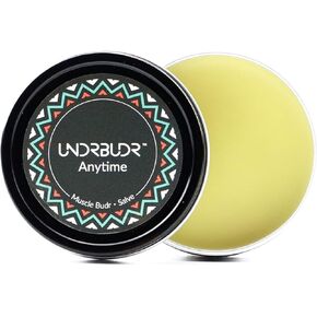 فرك العضلات المنشط من UNDRBUDR لمرحلة ما قبل النشاط باستخدام زيت كايين وزهرة الأرنيكا والزيوت العطرية، مرهم 3 أونصة