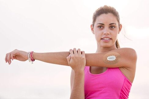 درع وواقي G6 من ديككوم مع رقع | أفضل ملحق ديككوم لتوفير الحماية الإضافية لمرضى السكري باستخدام G6 | (25) رقع ديككوم G6 وعبوة كومبو شيلد in Kuwait